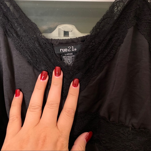 NWT Lace accent silk tank top - Picture 2 of 3